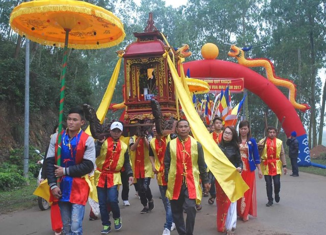 Độc đáo lễ hội đền Vua Mai- Ảnh 2.