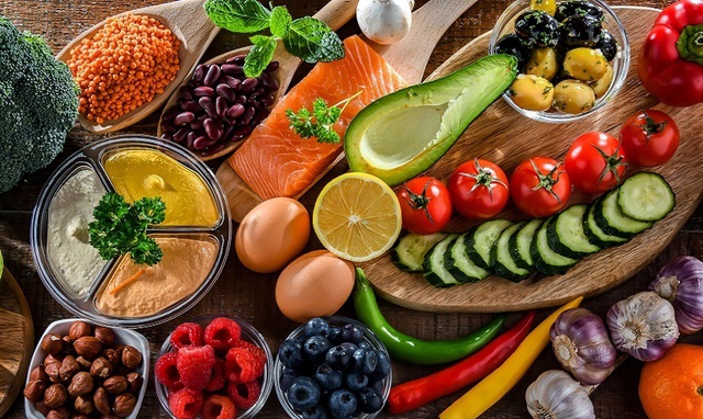 Hãy chế biến những món ăn mang màu sắc may mắn để chào đón năm 2024 nhiều tài lộc. Ảnh: Shutterstock