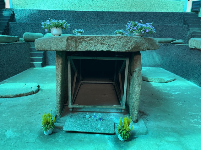 Bí ẩn ngôi mộ cự thạch Hàng Gòn- Ảnh 5.