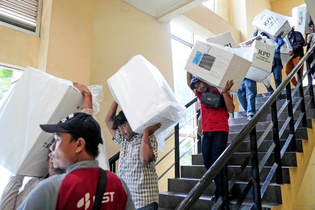 Hơn 200 triệu cử tri đi bầu cử tổng thống Indonesia- Ảnh 2.