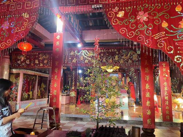 Bên trong ngôi chùa độc đáo ở Bình Thuận- Ảnh 9.
