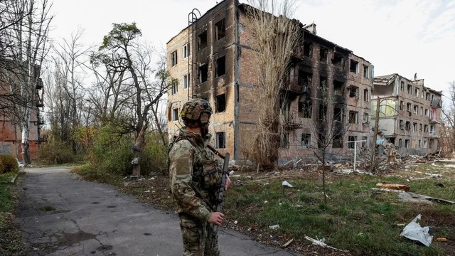 Avdiivka gần như bị phá hủy hoàn toàn sau nhiều tháng giao tranh ác liệt. Ảnh: Reuters