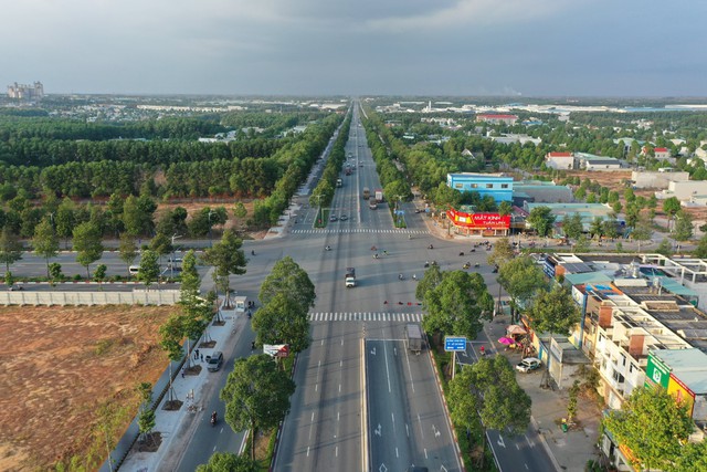 Một đoạn Vành đai 4 TP HCM đi qua địa bàn thị xã Bến Cát đã được tỉnh Bình Dương đầu tư Ảnh: Thảo Nguyễn