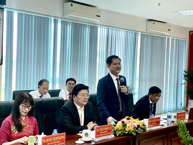 Bộ trưởng Nguyễn Kim Sơn: Trường ĐH Nông lâm TP HCM cần lấy lợi thế làm chiến lược phát triển- Ảnh 1.
