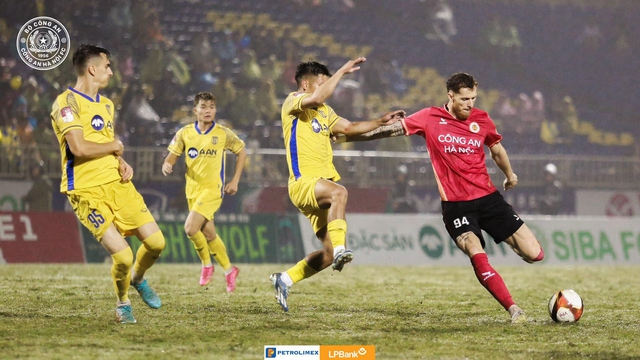 V-League 2023-2024: HLV Kiatisuk muốn học trò ghi điểm để lên tuyển- Ảnh 5.