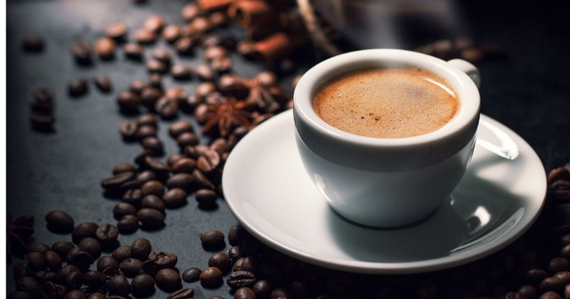 Bất ngờ với số ly cà phê nên uống để chống cao huyết áp- Ảnh 1.