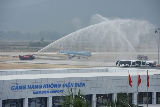 Tăng gấp đôi chuyến bay đến Điện Biên trong mùa lễ hội hoa ban Tây Bắc- Ảnh 1.
