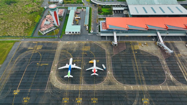 Cận cảnh máy bay Trung Quốc trình diễn tại sân bay Vân Đồn- Ảnh 13.
