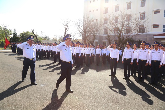 Kiểm tra công tác chuẩn bị ra quân huấn luyện tại Vùng Cảnh sát biển 2- Ảnh 2.