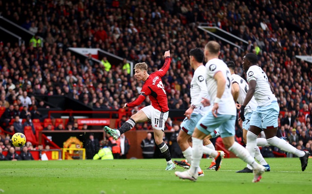 Sao trẻ Garnacho tỏa sáng, Man United vùi dập West Ham - Ảnh 2.