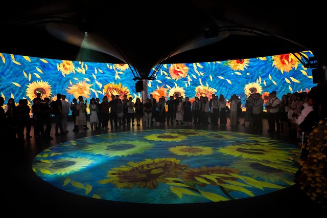 Thêm không gian trải nghiệm tại triển lãm đa giác quan Van Gogh- Ảnh 1.