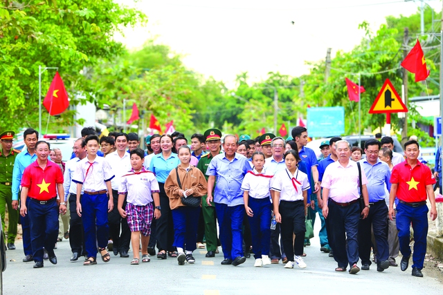 “Tự hào cờ Tổ quốc”: Không ngừng nỗ lực, sáng tạo- Ảnh 1.