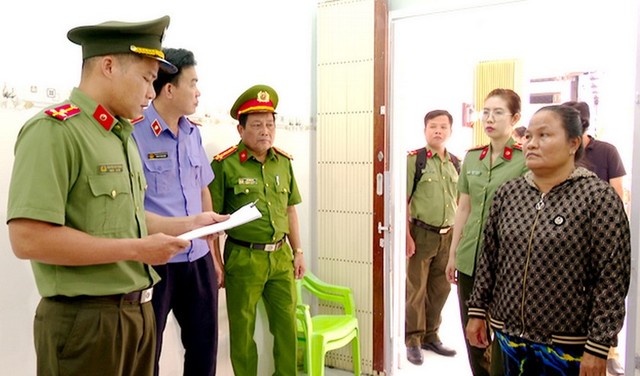 Khởi tố đối tượng bán phụ nữ Việt Nam sang Trung Quốc- Ảnh 1.