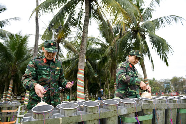 An ninh thắt chặt quanh trận địa pháo hoa- Ảnh 5.