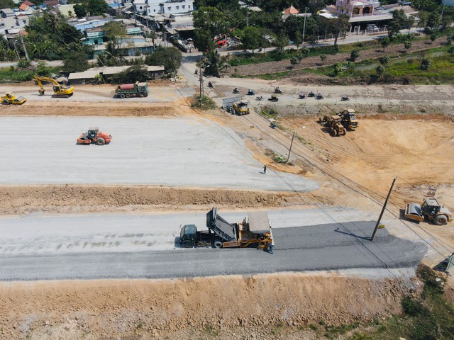Dự án cao tốc Bến Lức - Long Thành đang gặp khó do thiếu nguồn cung cát