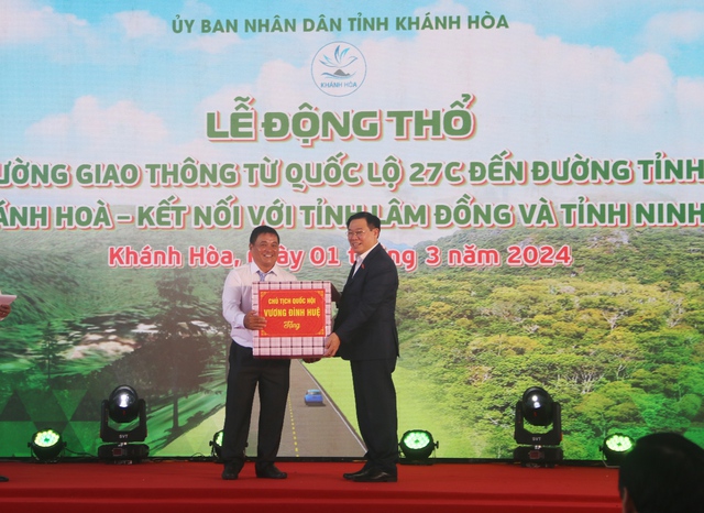 Chủ tịch Quốc hội dự lễ động thổ Quốc lộ 27C kết nối Ninh Thuận - Khánh Hòa - Lâm Đồng- Ảnh 2.