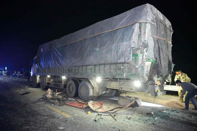 Vụ tai nạn trên cao tốc Cam Lộ - La Sơn: Hành khách kể lại giây phút kinh hoàng- Ảnh 2.