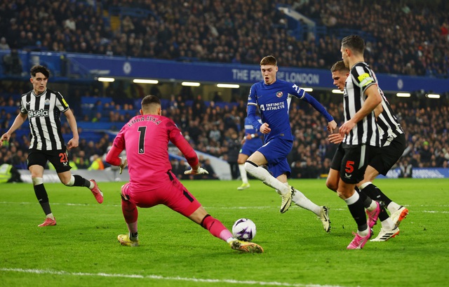 Chelsea đãi tiệc bàn thắng với Newcastle, fan vẫn hồi hộp- Ảnh 1.