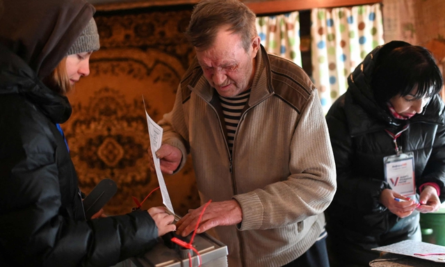 Bầu cử Nga: Tổng thống Putin làm điều chưa từng có tiền lệ- Ảnh 2.