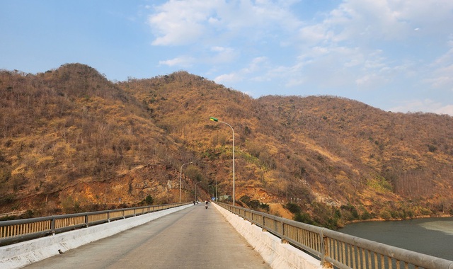Ruộng bậc thang xanh mướt ở huyện biên cương Thanh Hóa- Ảnh 13.