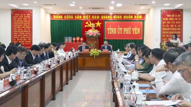Chủ tịch Quốc hội: Phú Yên cần ưu tiên nhà đầu tư có chuỗi cung ứng- Ảnh 2.