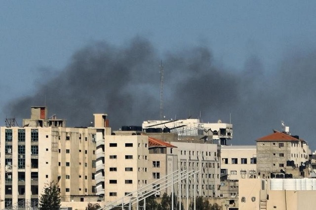 Israel tuyên bố bắt số tay súng “nhiều chưa từng có” tại bệnh viện Gaza- Ảnh 1.