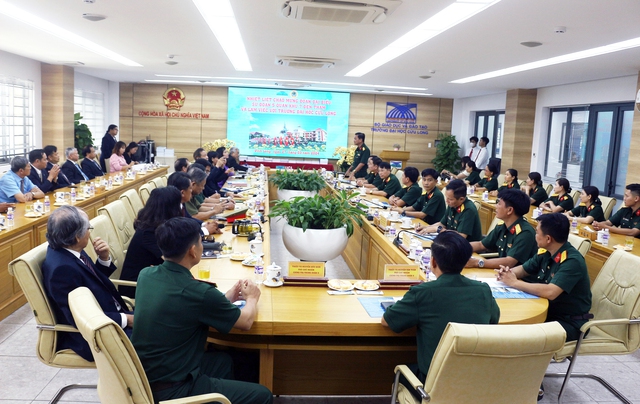 Trường ĐH Cửu Long tổ chức hội nghị tuyên truyền về bảo vệ Tổ quốc- Ảnh 1.