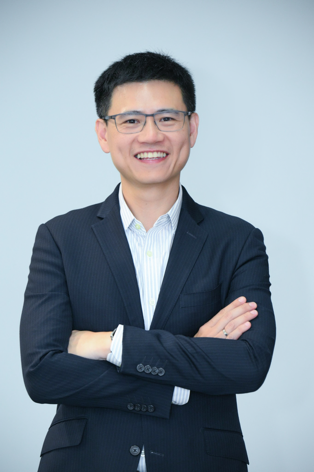 Ông Andrew Loh