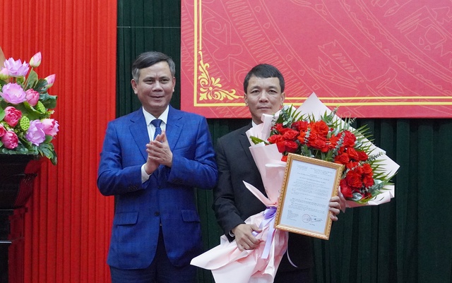 Bổ nhiệm Giám đốc 2 sở và chánh Văn phòng UBND tỉnh Quảng Bình- Ảnh 1.