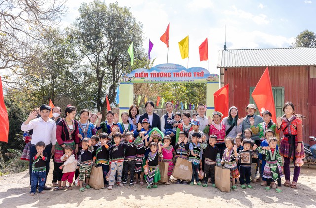Khánh thành điểm trường mầm non cho học sinh nghèo huyện Mù Cang Chải- Ảnh 3.