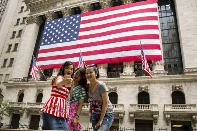 Trung Quốc khuyến cáo đi lại đối với công dân đến Mỹ- Ảnh 1.