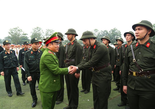 Bộ Tư lệnh Cảnh sát Cơ động tiếp nhận huấn luyện hơn 16.000 tân binh- Ảnh 3.