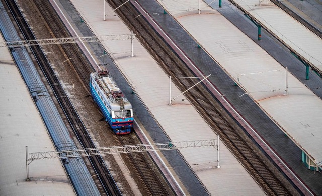 Nổ cầu đường sắt ở Nga, Ukraine tiết lộ thông tin - Ảnh 1.