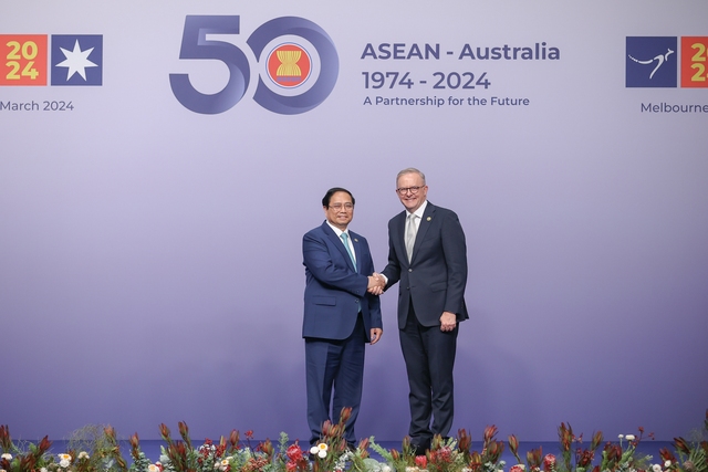 Cận cảnh lễ đón Thủ tướng và các Trưởng đoàn tham dự Hội nghị Cấp cao ASEAN - Úc- Ảnh 1.