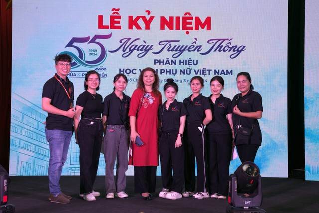 Ấn tượng 55 năm Ngày truyền thống Phân hiệu Học viện Phụ nữ Việt Nam- Ảnh 1.