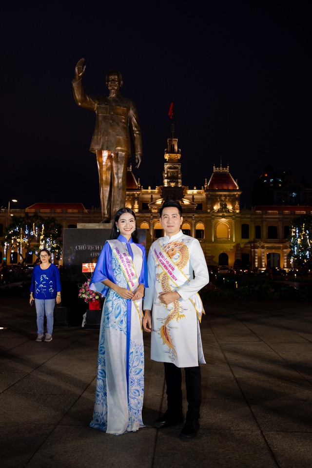 Hoa hậu Nguyễn Thanh Hà tự tin nhất là khi diện áo dài- Ảnh 1.