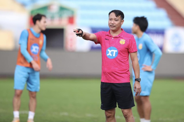 Vòng 13 V-League 2023-2024: Cơ hội để Nam Định bứt tốc- Ảnh 2.
