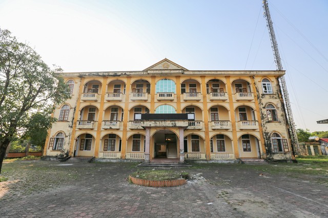 Hình ảnh xót xa tại các trụ sở, trường học tiền tỉ bị bỏ hoang ở Hà Tĩnh- Ảnh 16.
