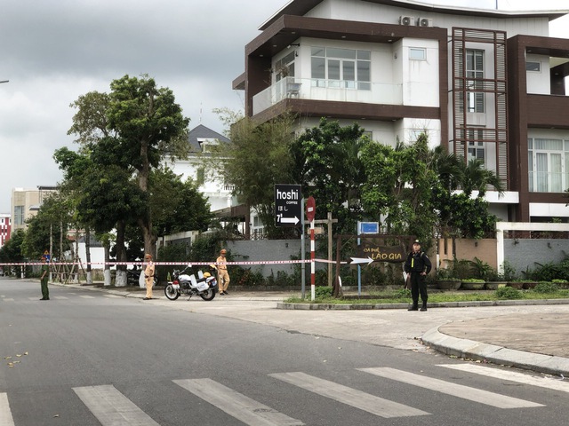 Phong tỏa khu vực nhà riêng của Chủ tịch UBND tỉnh Quảng Ngãi Đặng Văn Minh- Ảnh 2.