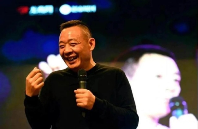 Ông trùm siêu thị Vu Đông Lai cho biết mục tiêu của ông là công ty &quot;khỏe mạnh và hạnh phúc&quot;. Ảnh: Weibo