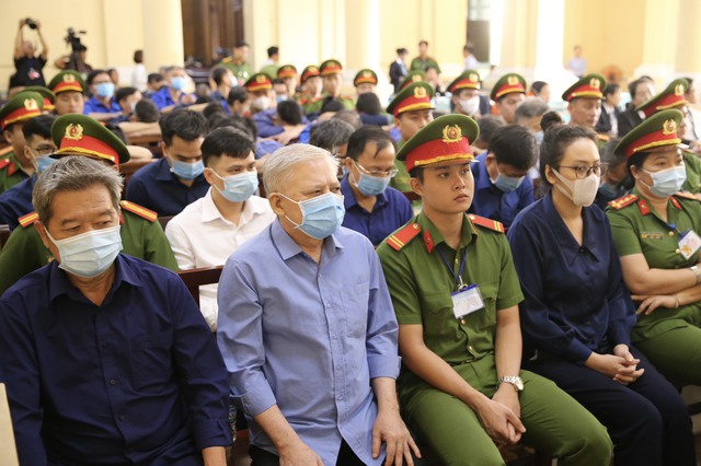 Xét xử vụ án Vạn Thịnh Phát: Bà Trương Mỹ Lan bị tuyên án tử hình- Ảnh 4.