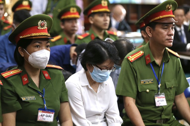 Xét xử vụ án Vạn Thịnh Phát: Bà Trương Mỹ Lan bị tuyên án tử hình- Ảnh 3.