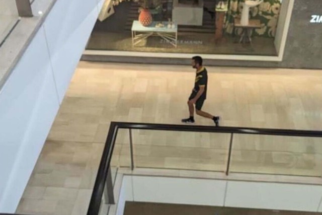 Úc: Đâm chém “điên loạn” tại trung tâm mua sắm ở Sydney- Ảnh 3.