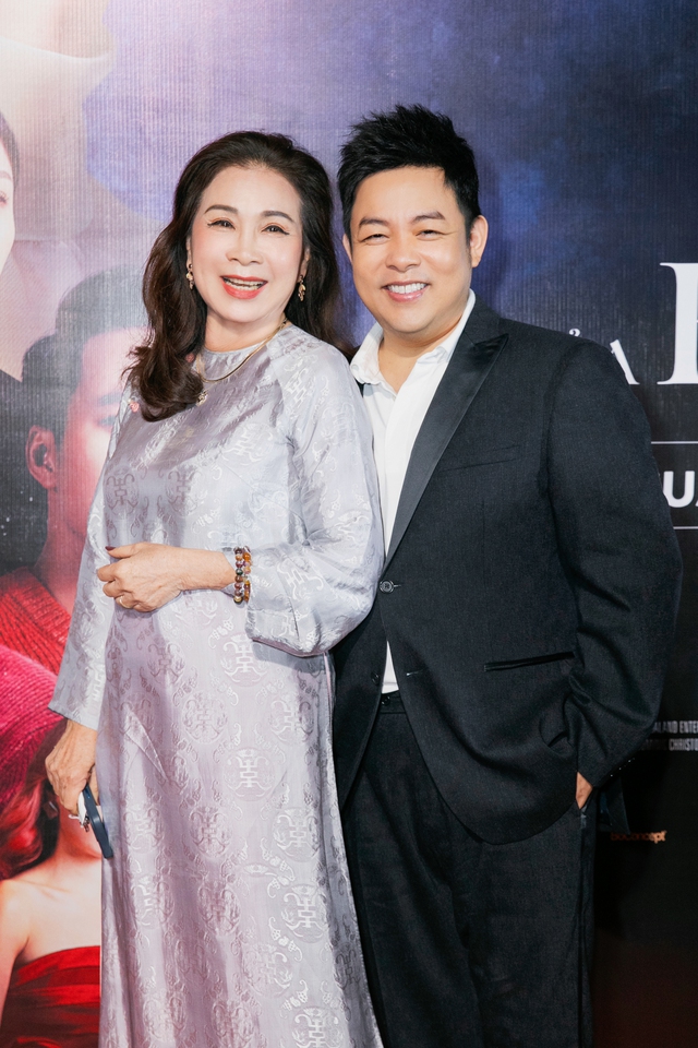 Huy Khánh, Đàm Vĩnh Hưng, Việt Hương… ủng hộ phim 18+ của Thái Hòa- Ảnh 10.