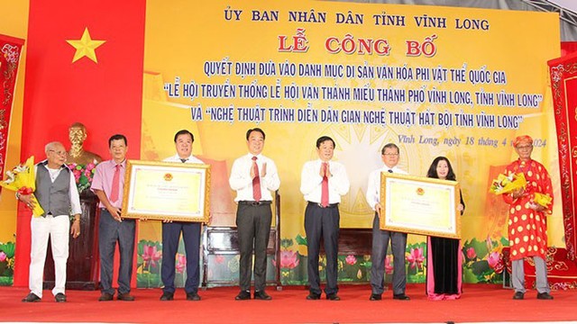 Lãnh đạo Tỉnh ủy, UBND tỉnh Vĩnh Long công bố 2 di sản văn hóa phi vật thể quốc gia
