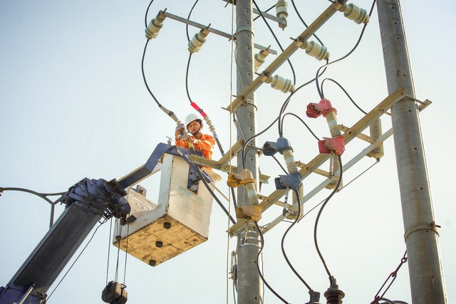 EVNCPC: Công tác tiết kiệm điện có nhiều chuyển biến tích cực nhờ các giải pháp thiết thực- Ảnh 1.