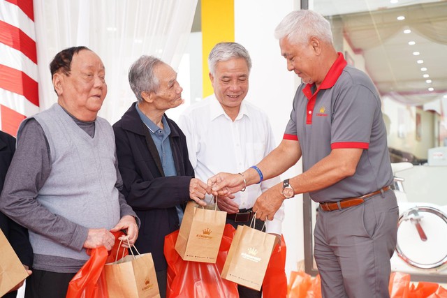 KingSport tiếp tục trao tặng 1 triệu máy đo huyết áp và sứ mệnh vì một Việt Nam khỏe mạnh- Ảnh 3.