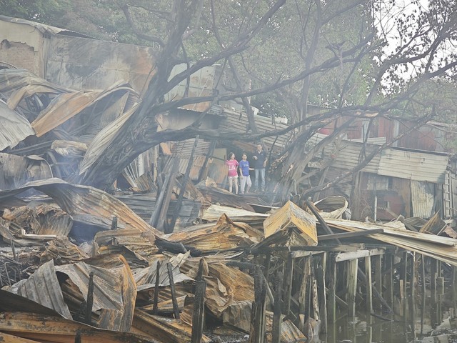 Chiều nay họp báo thông tin vụ cháy dãy nhà ven kênh quận 8- Ảnh 1.