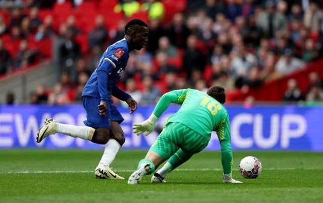 Phung phí cơ hội trước Man City, Chelsea mất vé chung kết FA Cup- Ảnh 4.