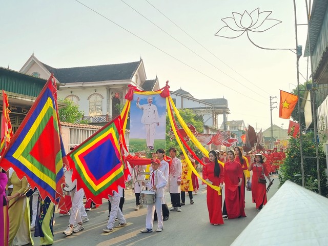 Công nhận Lễ hội cầu ngư làng Cam Lâm là di sản văn hóa phi vật thể quốc gia- Ảnh 4.